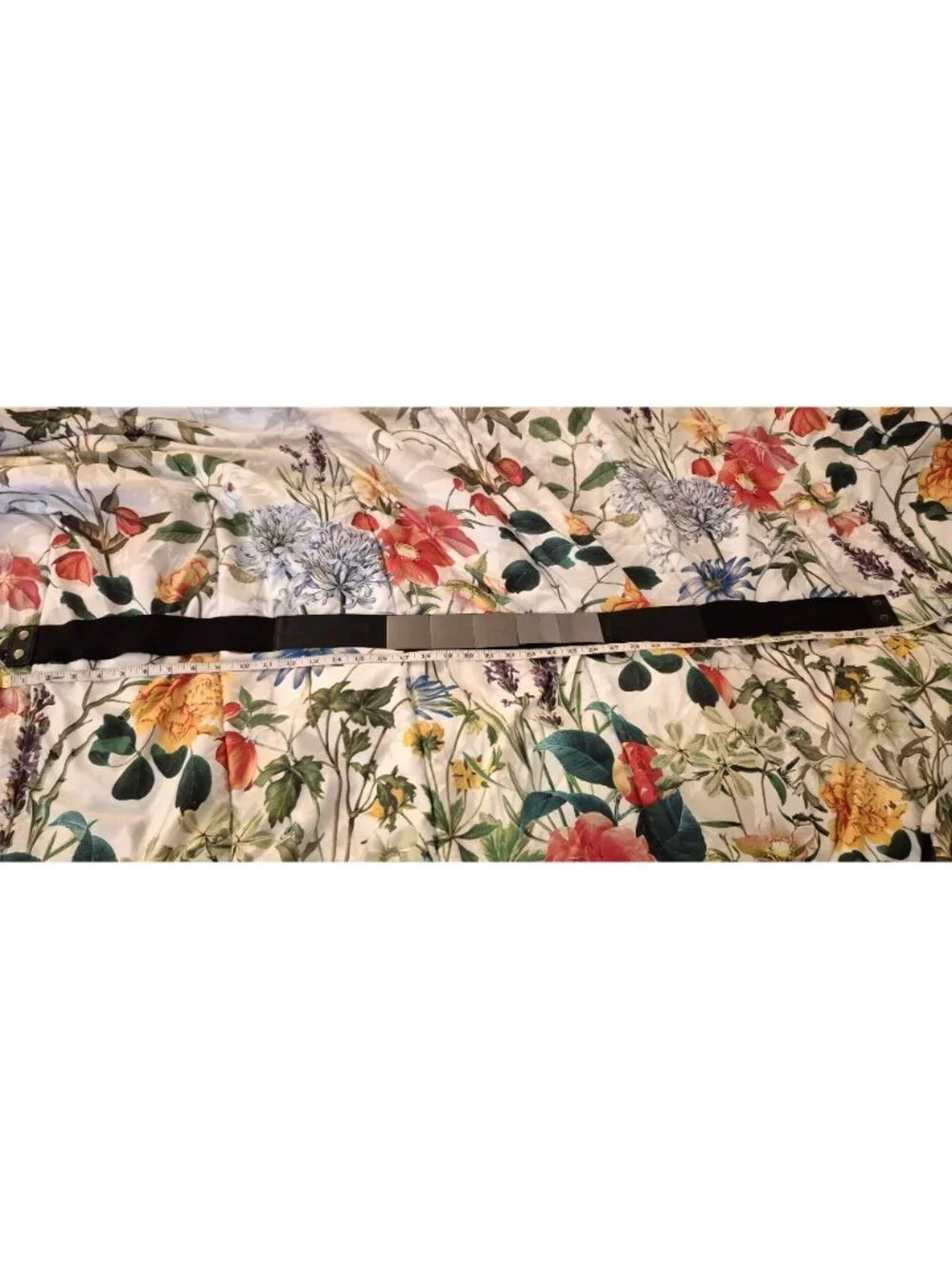 Torrid Black Metal Plate Stretch Belt Size 2 GUC